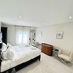 Villa Marsa - - On